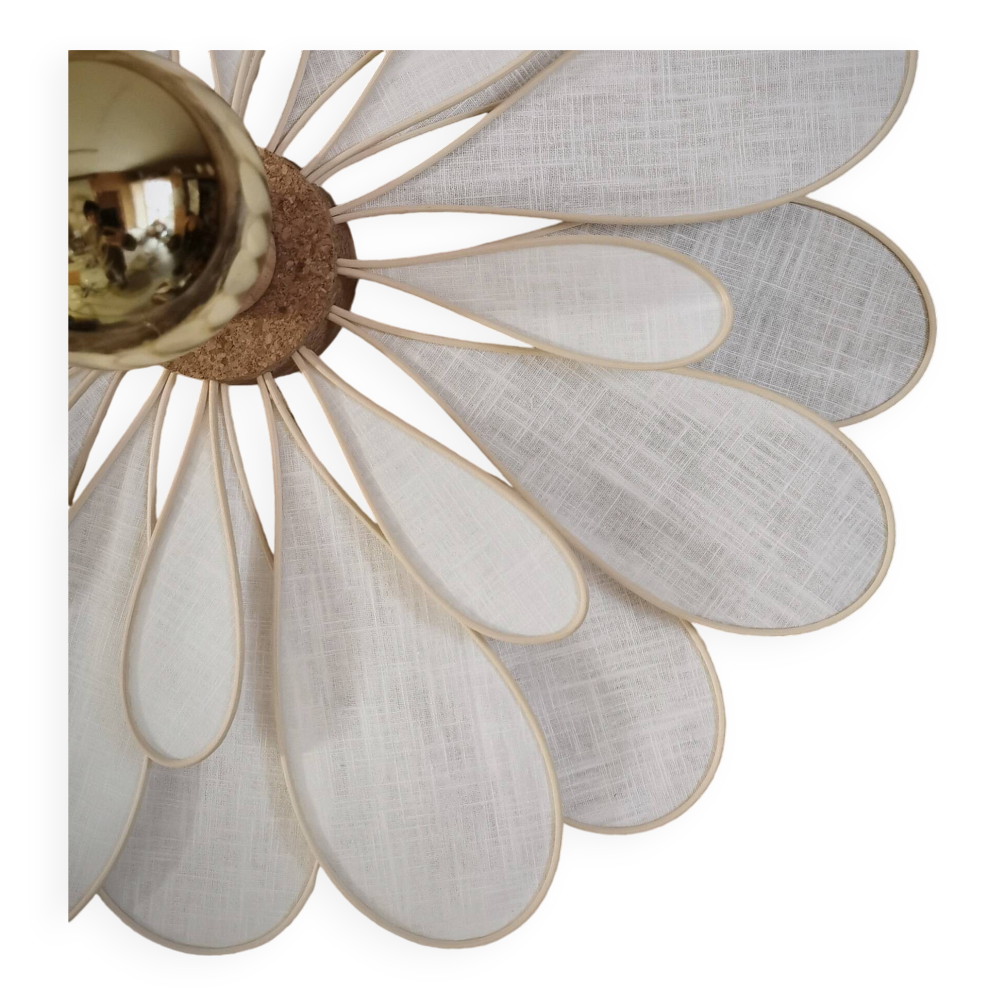 Flower wall light