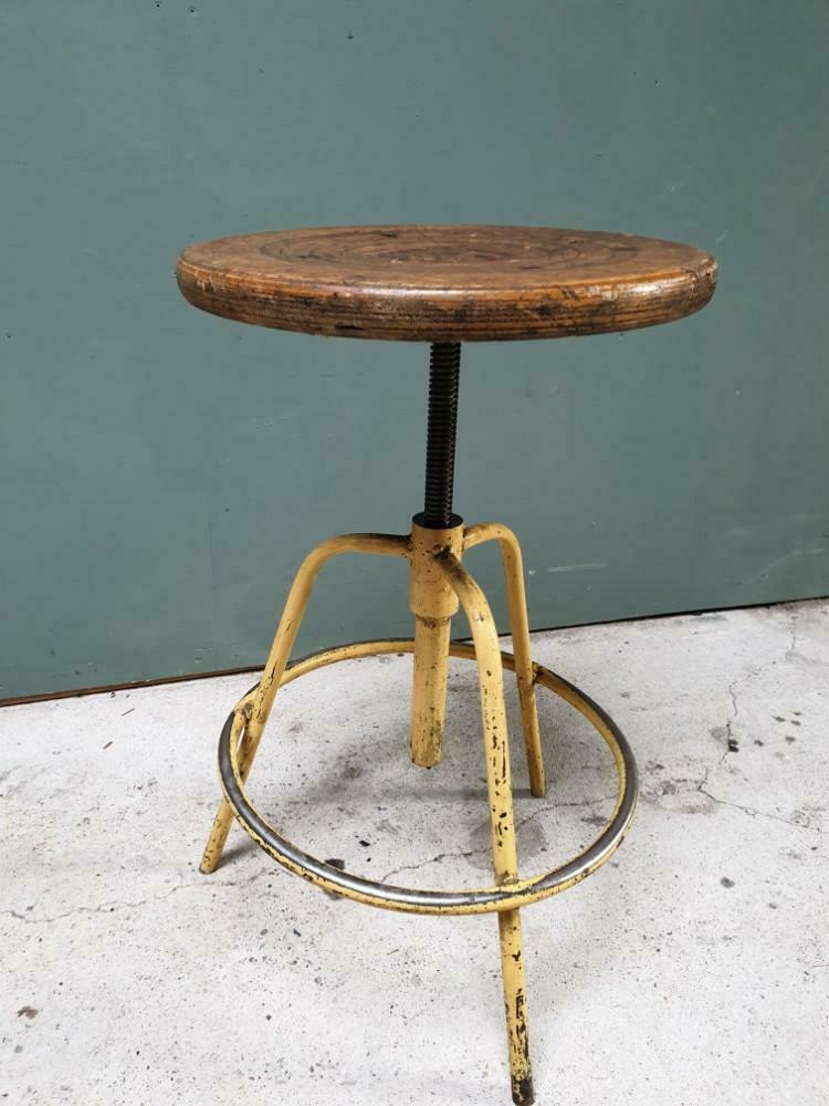 Industrial stool height-adjustable tripod yellow