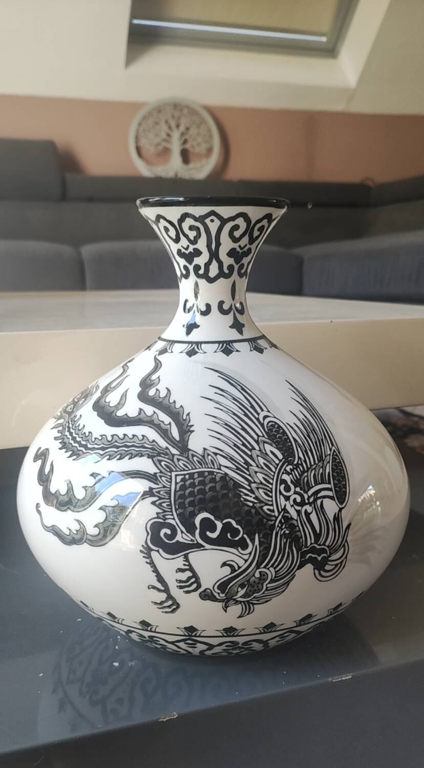 Vase Sia Home Fashion. Celestial Sphere design. Decor with birds/Chimeras.