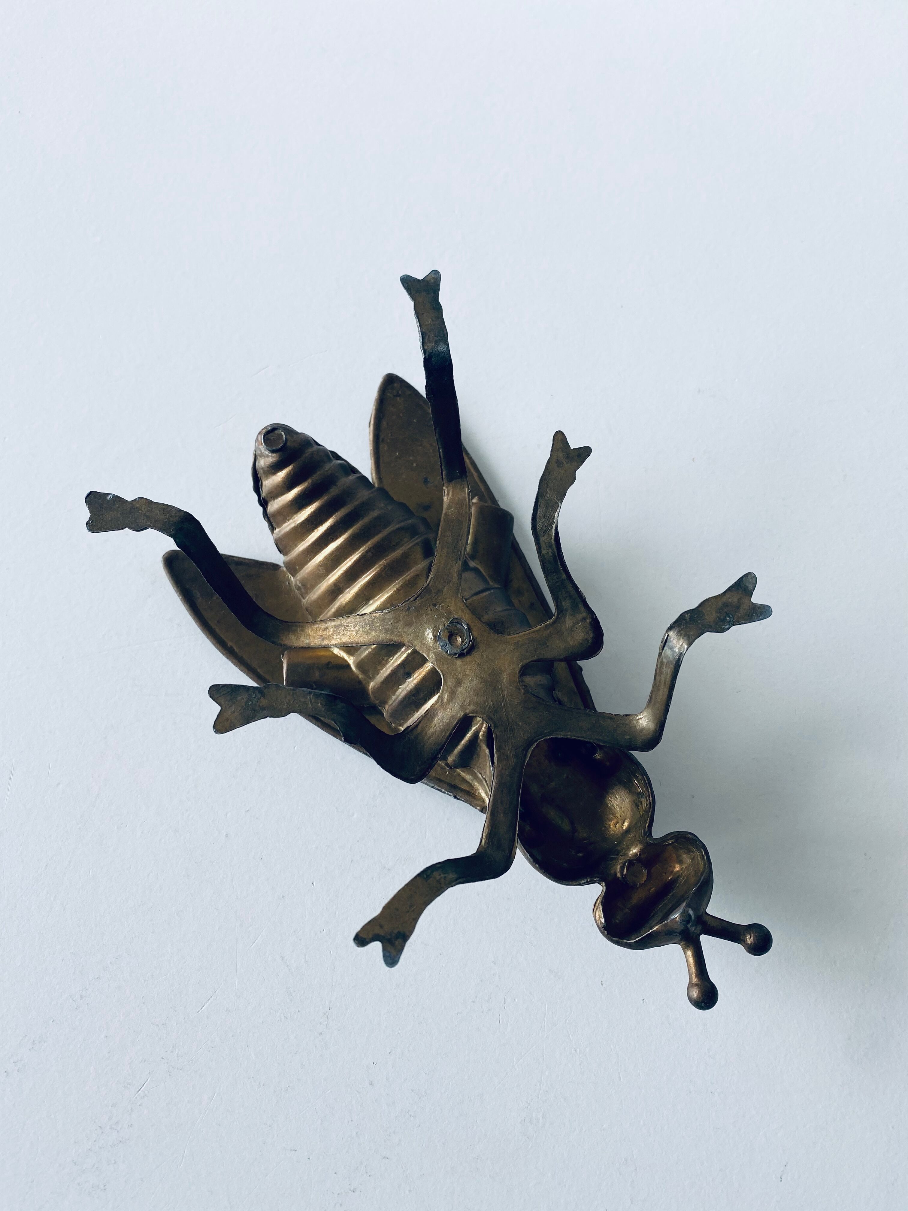 Cendrier mouche en laiton
