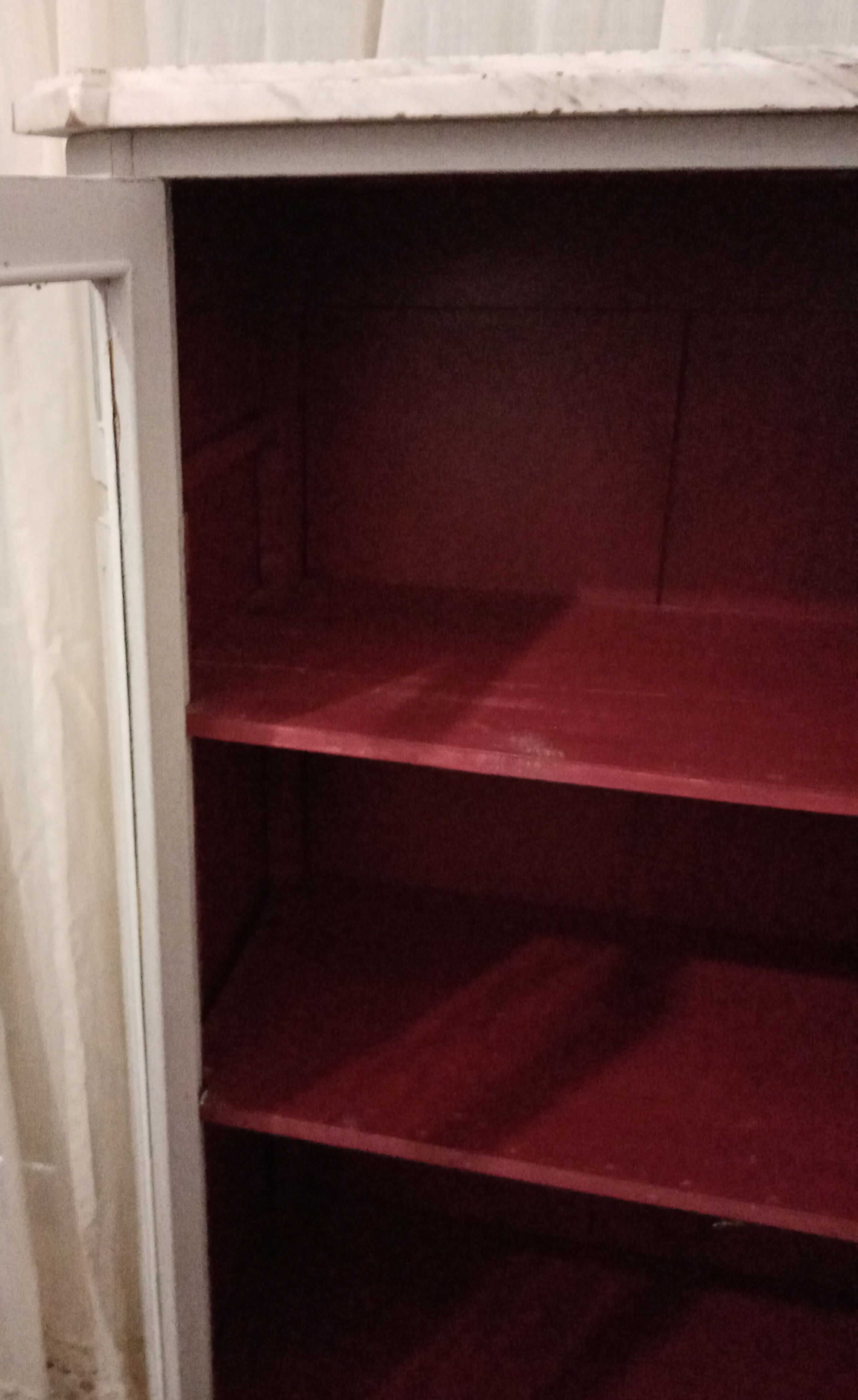 Silver library patina 2 doors on marble 147 x 81 cm