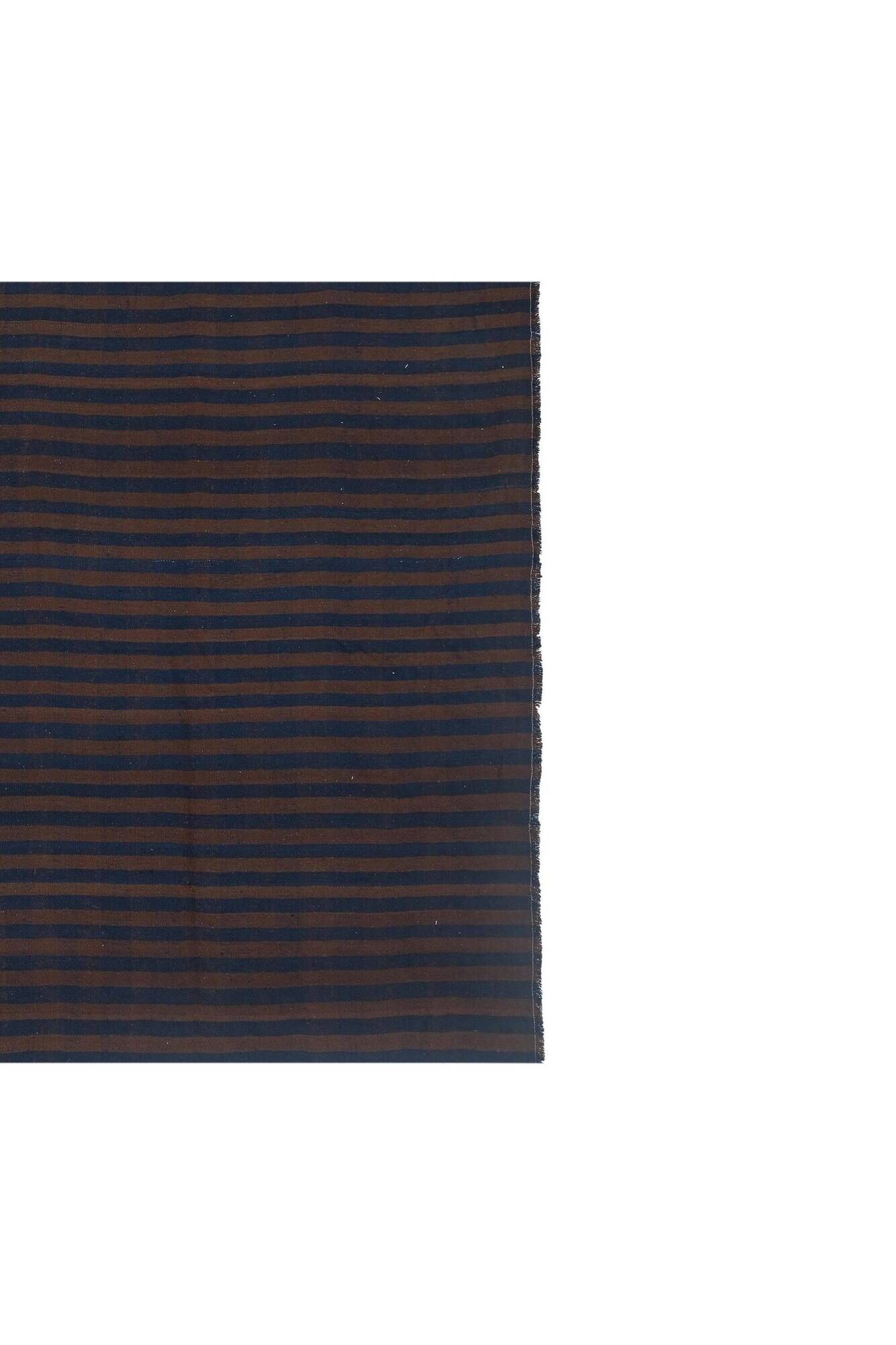 Vintage Turkish kilim, handwoven, 194x302 cm.