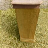 Showcase in solid wood