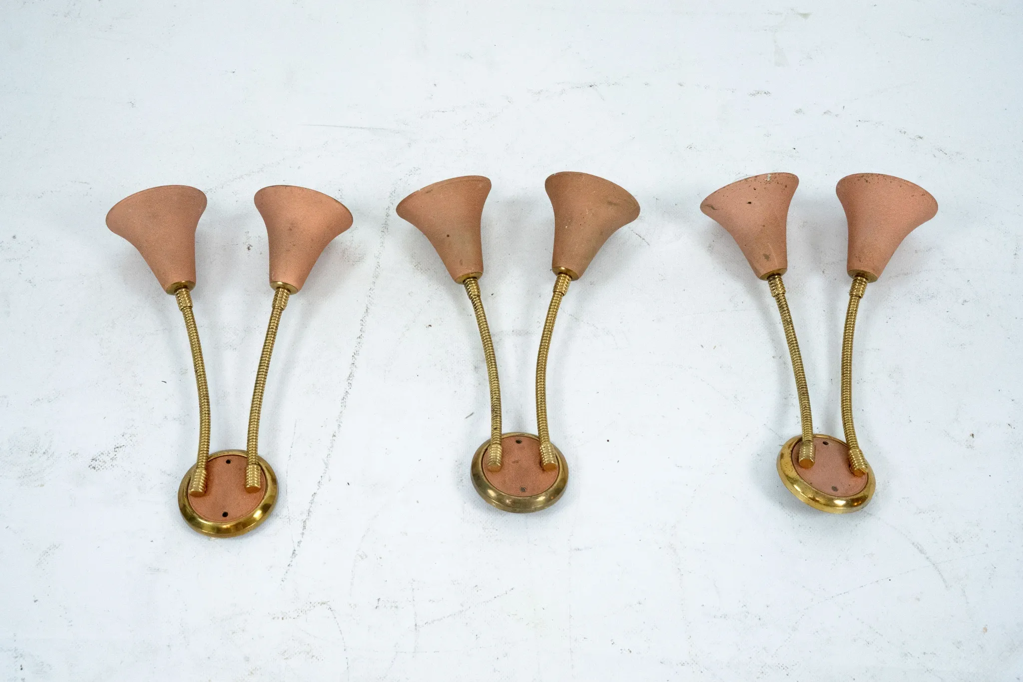 Mid-Century, Set of three sconces in Arredoluce manner. Italy 1950s