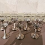 Suite de 7 verres à pied en Maillechort