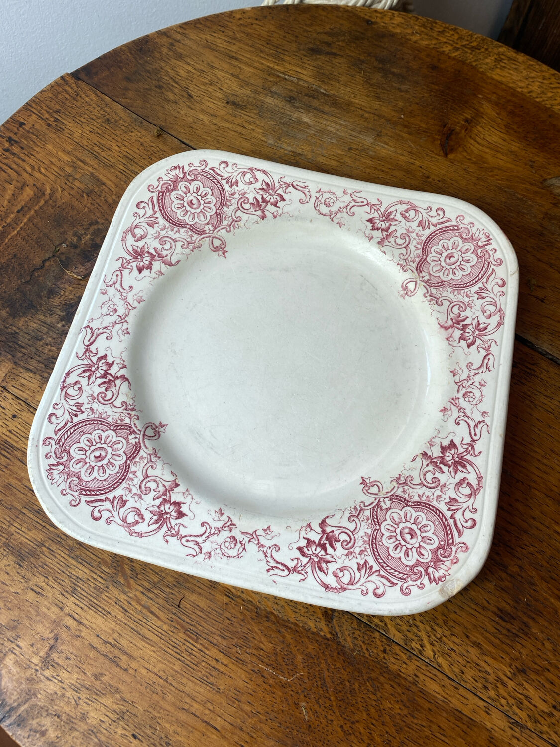 Square plate, ironstone, Medici collection, Longchamps