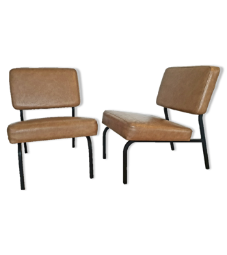 Paire de chauffeuses modernistes