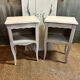Paire de tables de chevet relookés