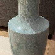 Large vase jar