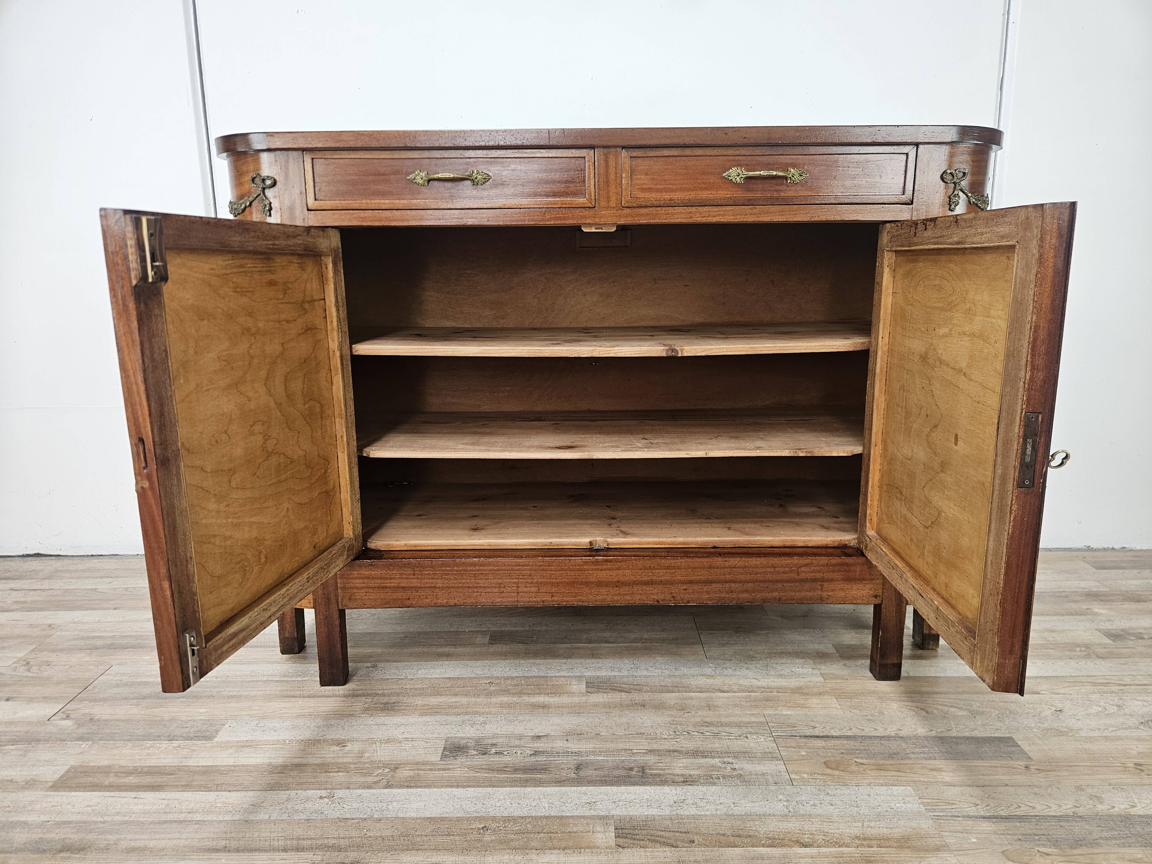 Early 20th century Art Nouveau sideboard with brass decorations
