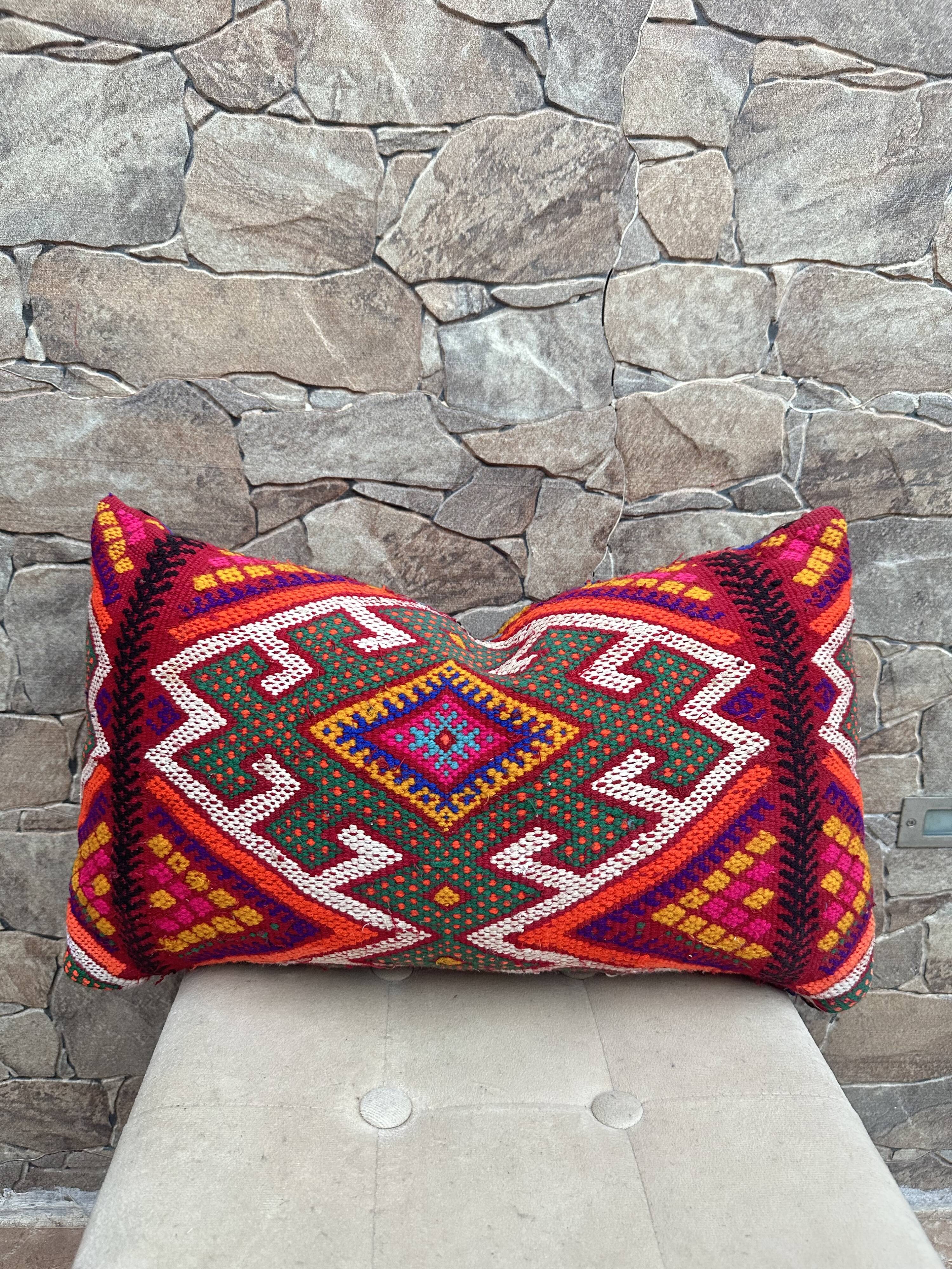 Housse de coussin marocaine vintage berbère en laine
