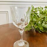 Service de 10 verres à pied en cristal ciselé