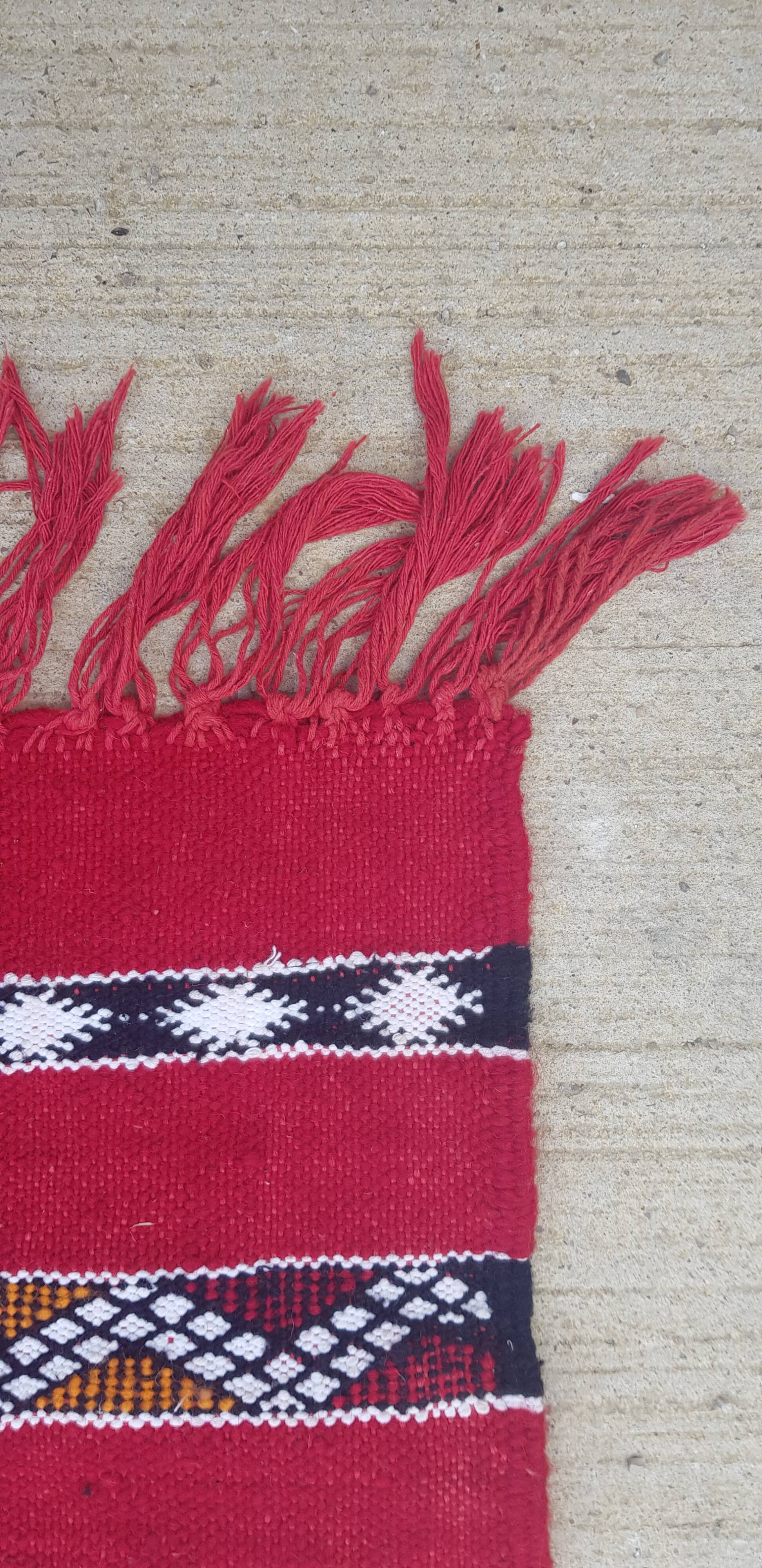 Handmade Berber kilim rug 150x250cm