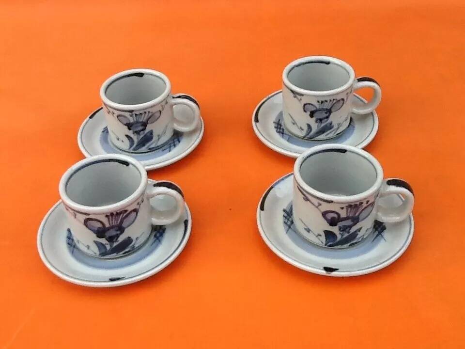 4 coffee cups / saucers glazed ceramic