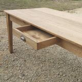 Rustic farmhouse table in solid oak with antique patina finish 200 x 90