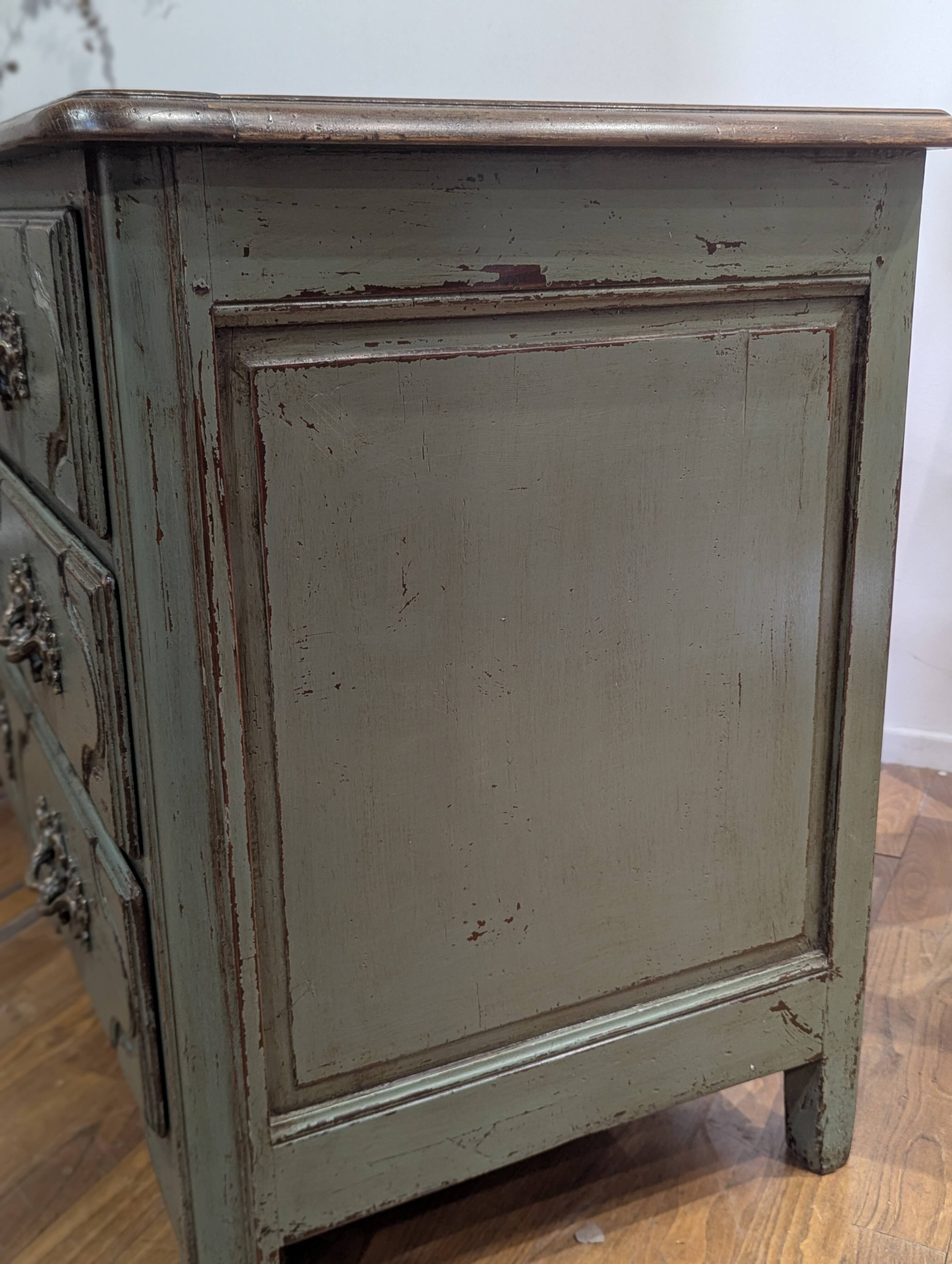 Louis XVI oak chest of drawers