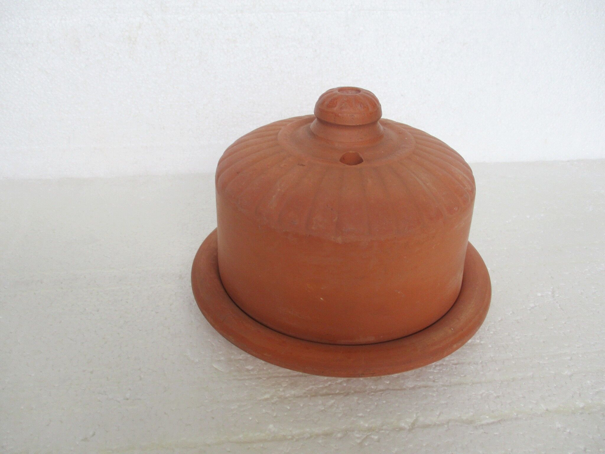 Petit Beurrier Ancien En Porcelaine Jaune - Cloche à Beurre - Générique