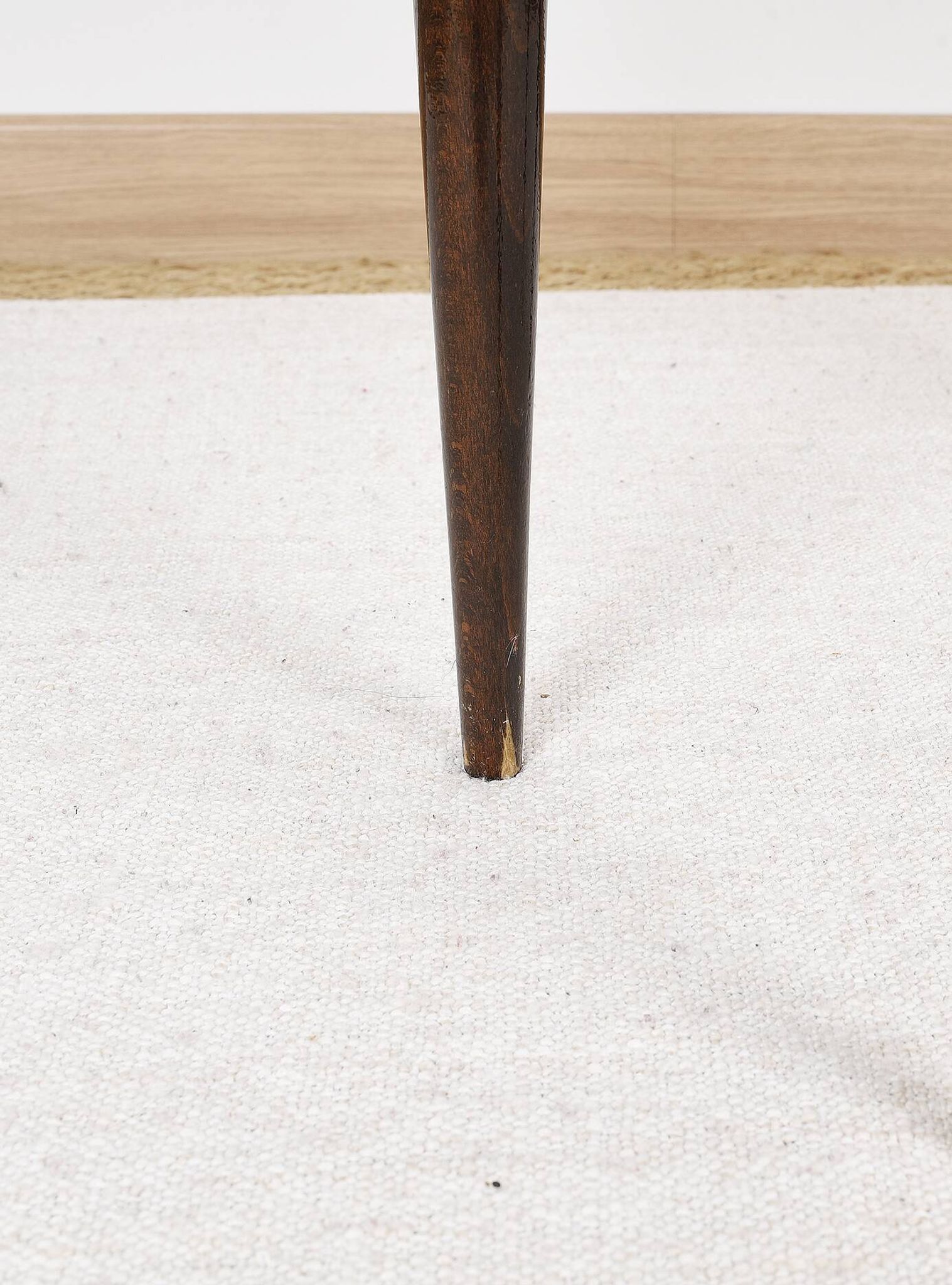 Vintage bedside table from the 50s in lacquered wood and mahogany.