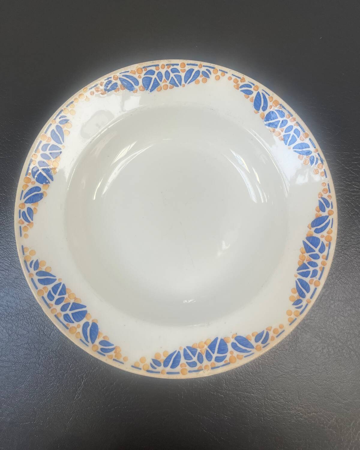 HBCM iron clay deep plates, Colette model