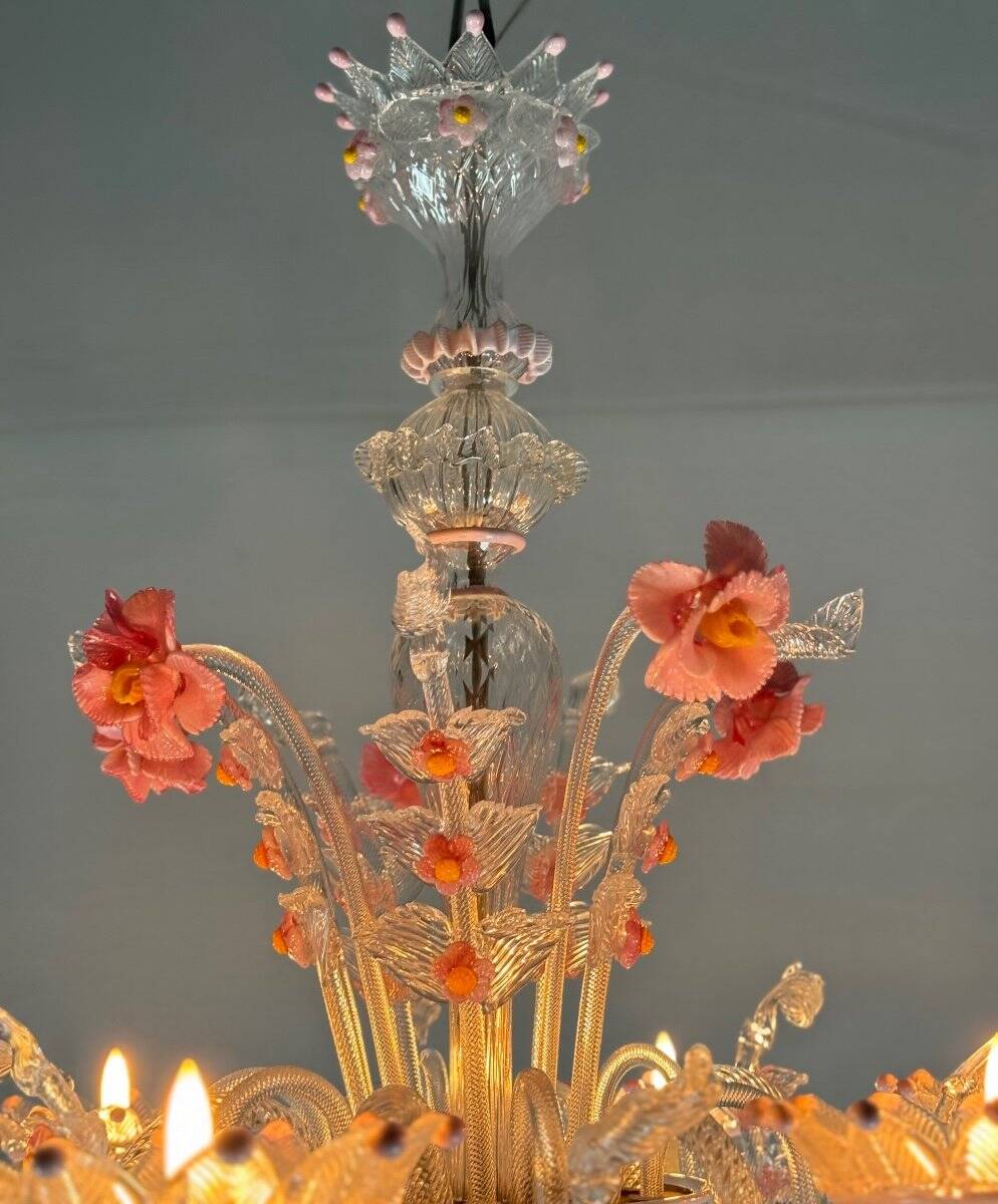 Venetian chandelier in colorless and pink Murano glass, 6 light arms circa 1940