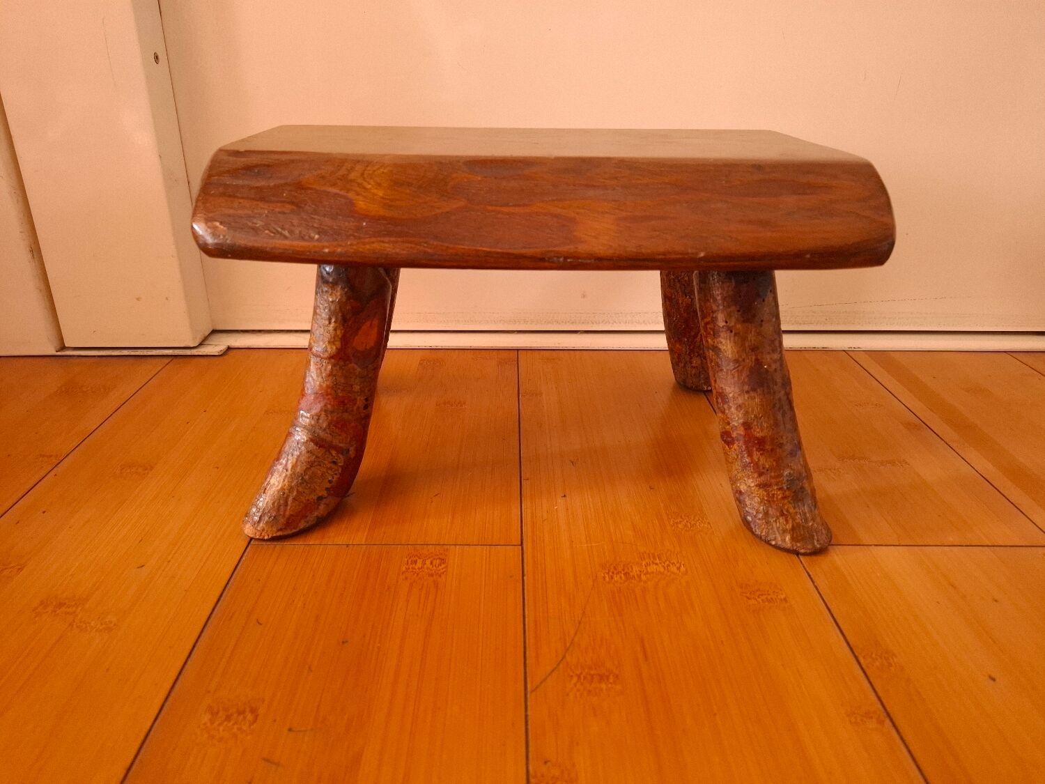 Brutalist stool, Auvergne