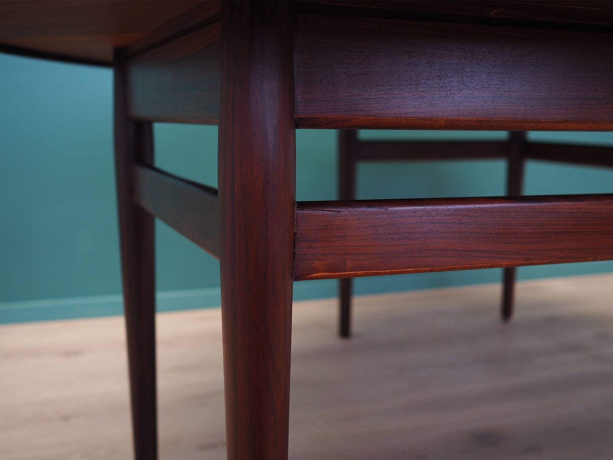 Oval rosewood table, 1950s, Danish design, designer: Arne Vodder, productio