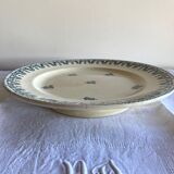 Ancien plat piédouche Terre de Fer