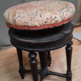 Napoleon III piano stool