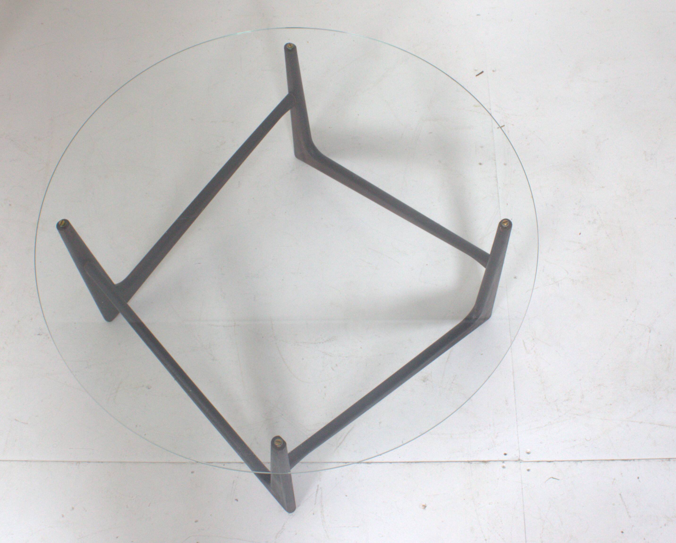 Sculptural coffee table in the style of Ico Parisi, Italy, 1950s