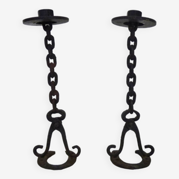 Large pair of vintage brutalist "Chaines" candlesticks in wrought iron 1960
