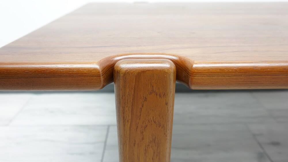 Elegant bench in vintage solid teak wood. after professional renovation.