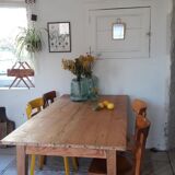 Farm table