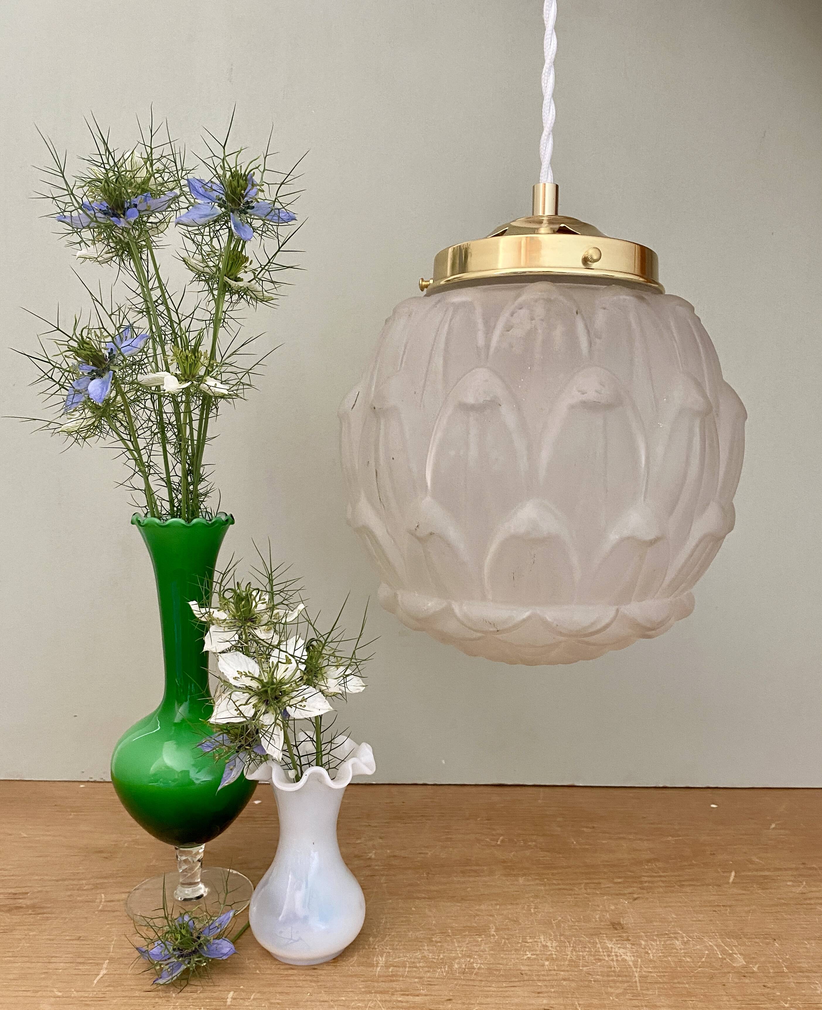 Vintage art deco globe pendant light in frosted glass