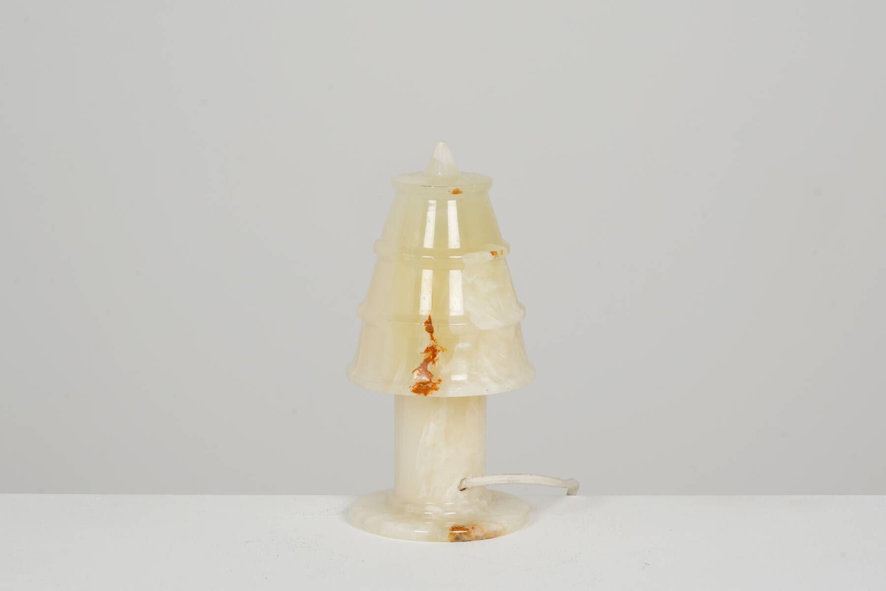 Small modernist night light in onyx circa 1950