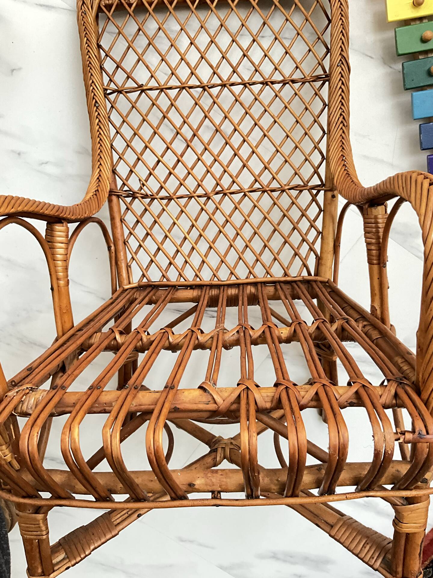 Fauteuil enfant rotin dossier haut