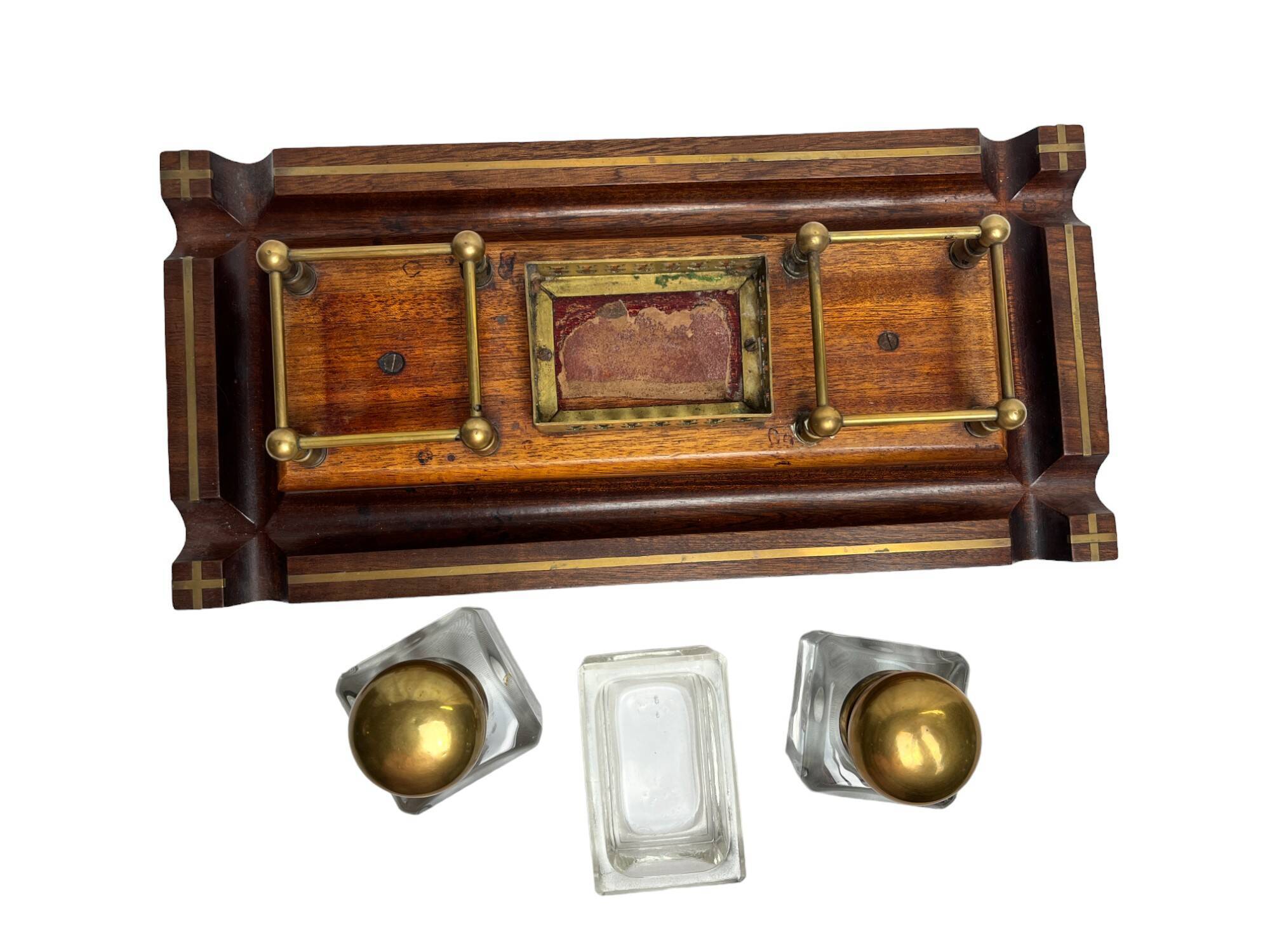 Desk inkwell in molded wood, brass and crystal, late 19th century