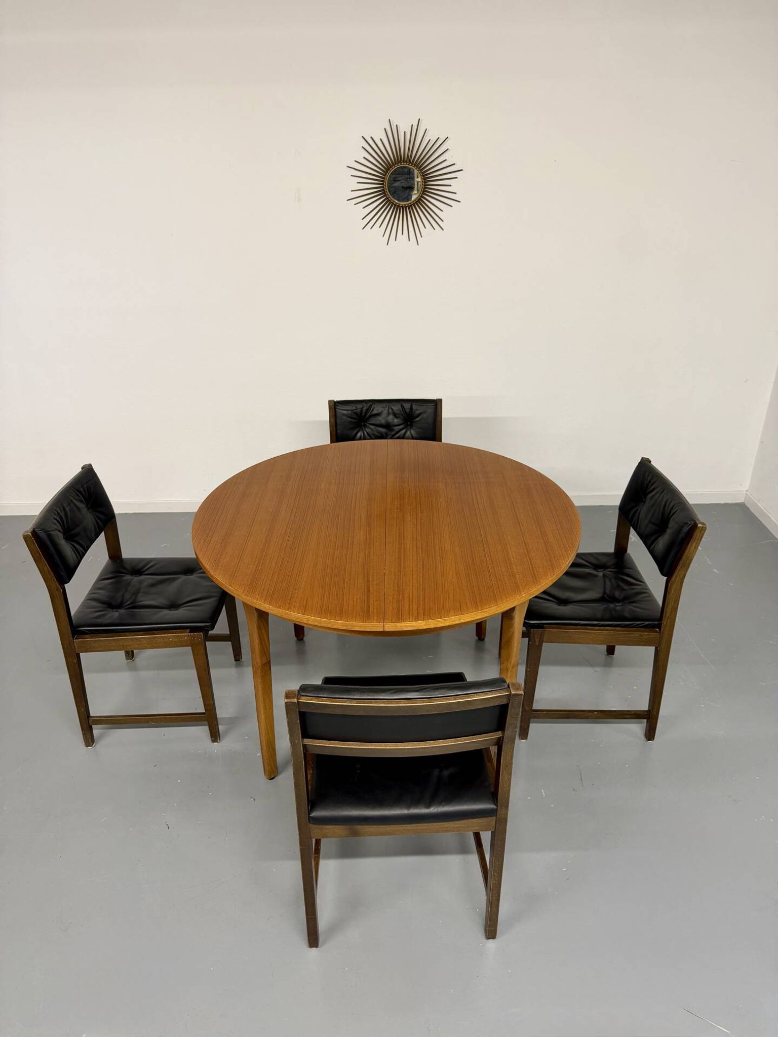 Vintage teak extendable round dining table Scandinavian design 1960s