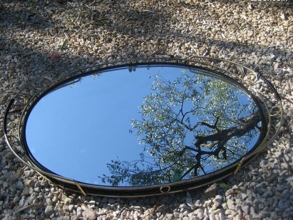 Oval mirror tray, gold metal and Plastofix scoubidou