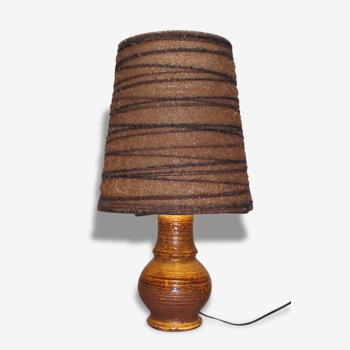 Table lamp