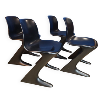 Suite de quatre chaises Kangourou conçue par Ernst Moeckl pour Horn