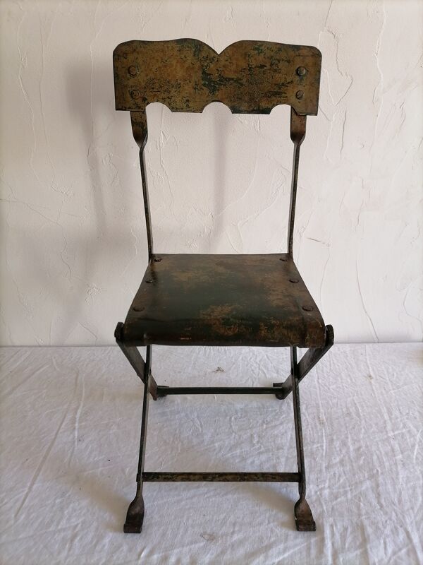 Chaise d'enfant en fer forgé. XIXème