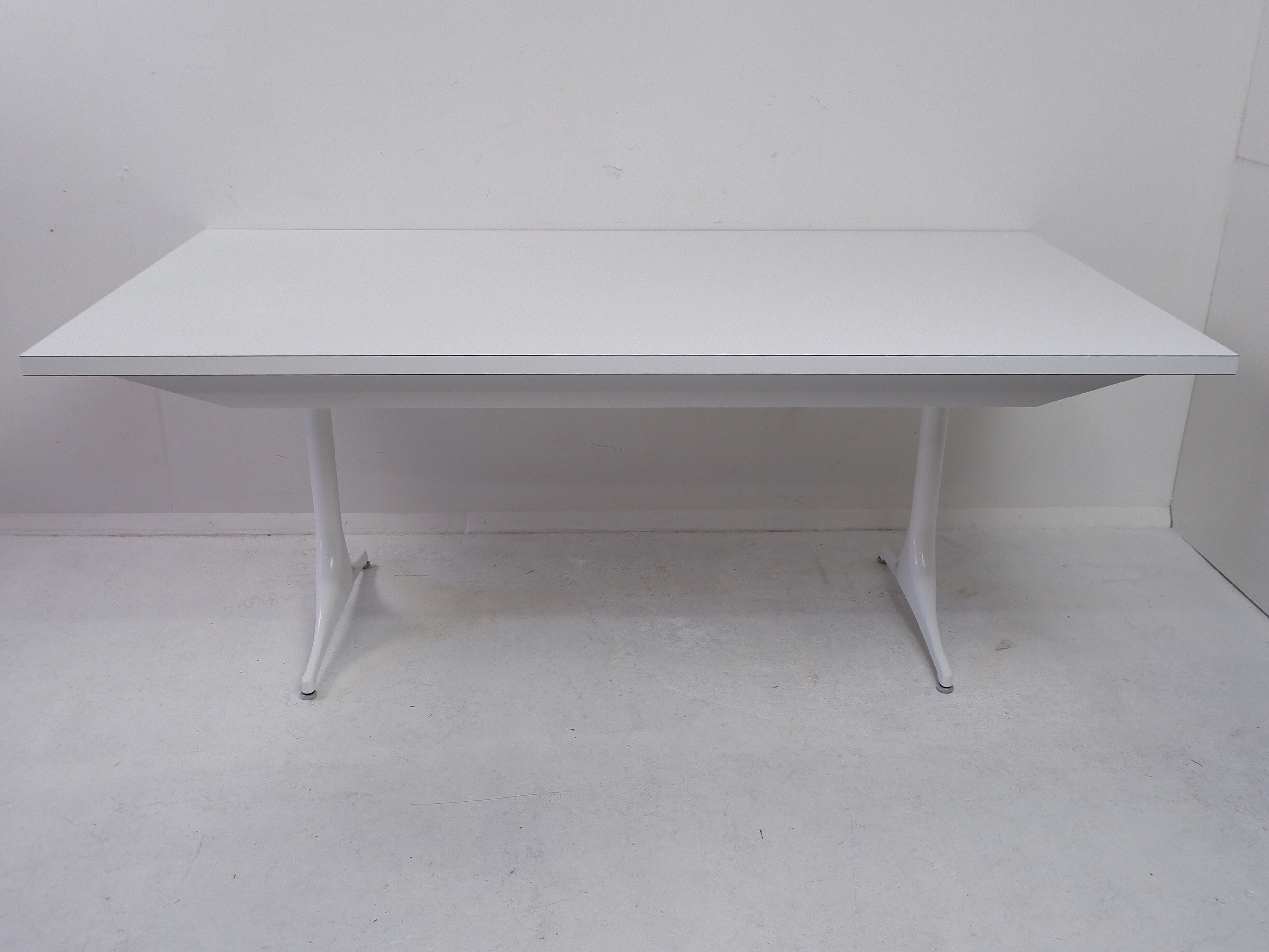 George Nelson dining table for Herman Miller