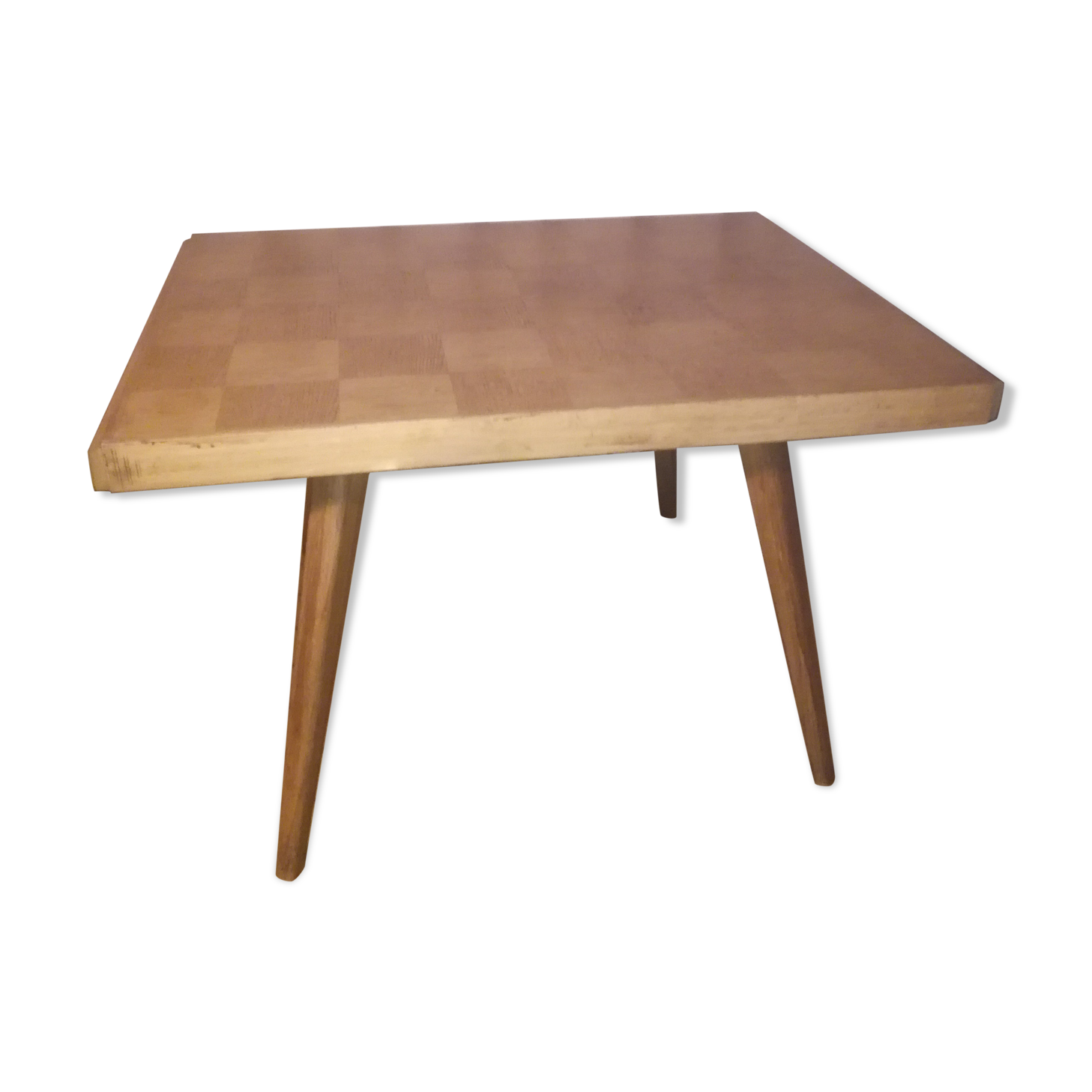 Scandinavian table