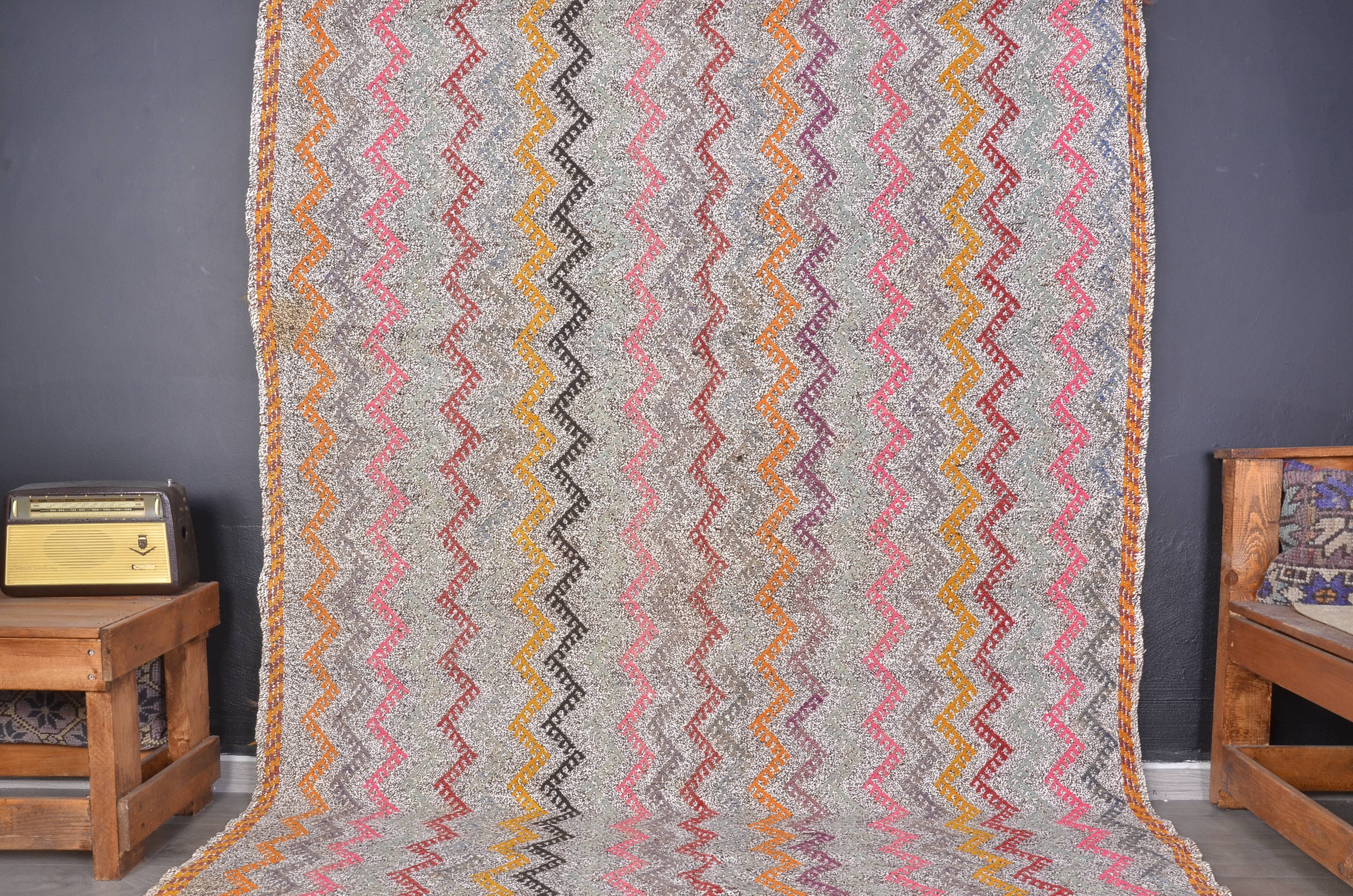 Vintage Handwoven Kilim Rug sku c280