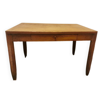 Table for dining room, kitchen, or desk use
