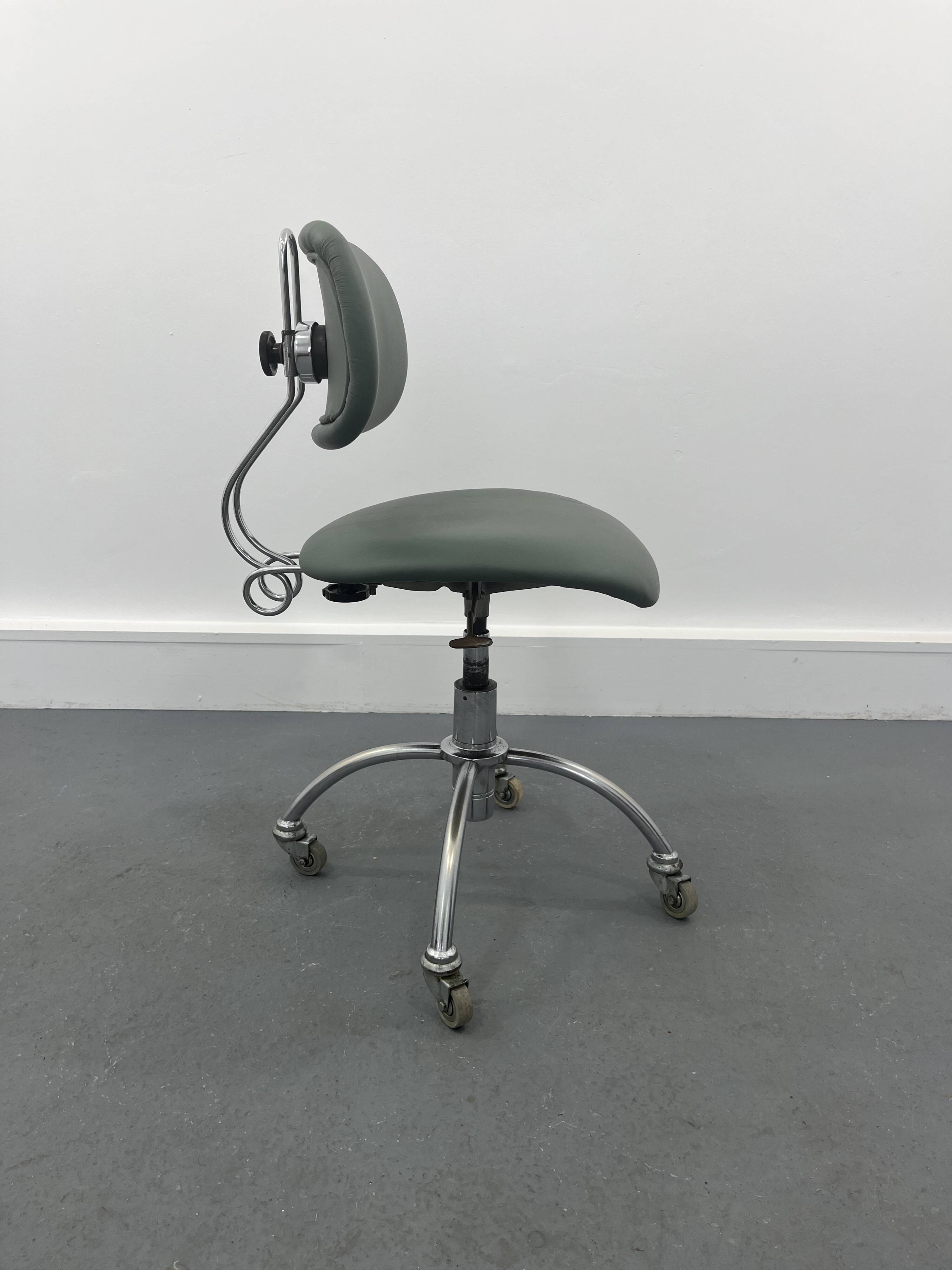 Mid-century swivel chair from Bohler 1950s