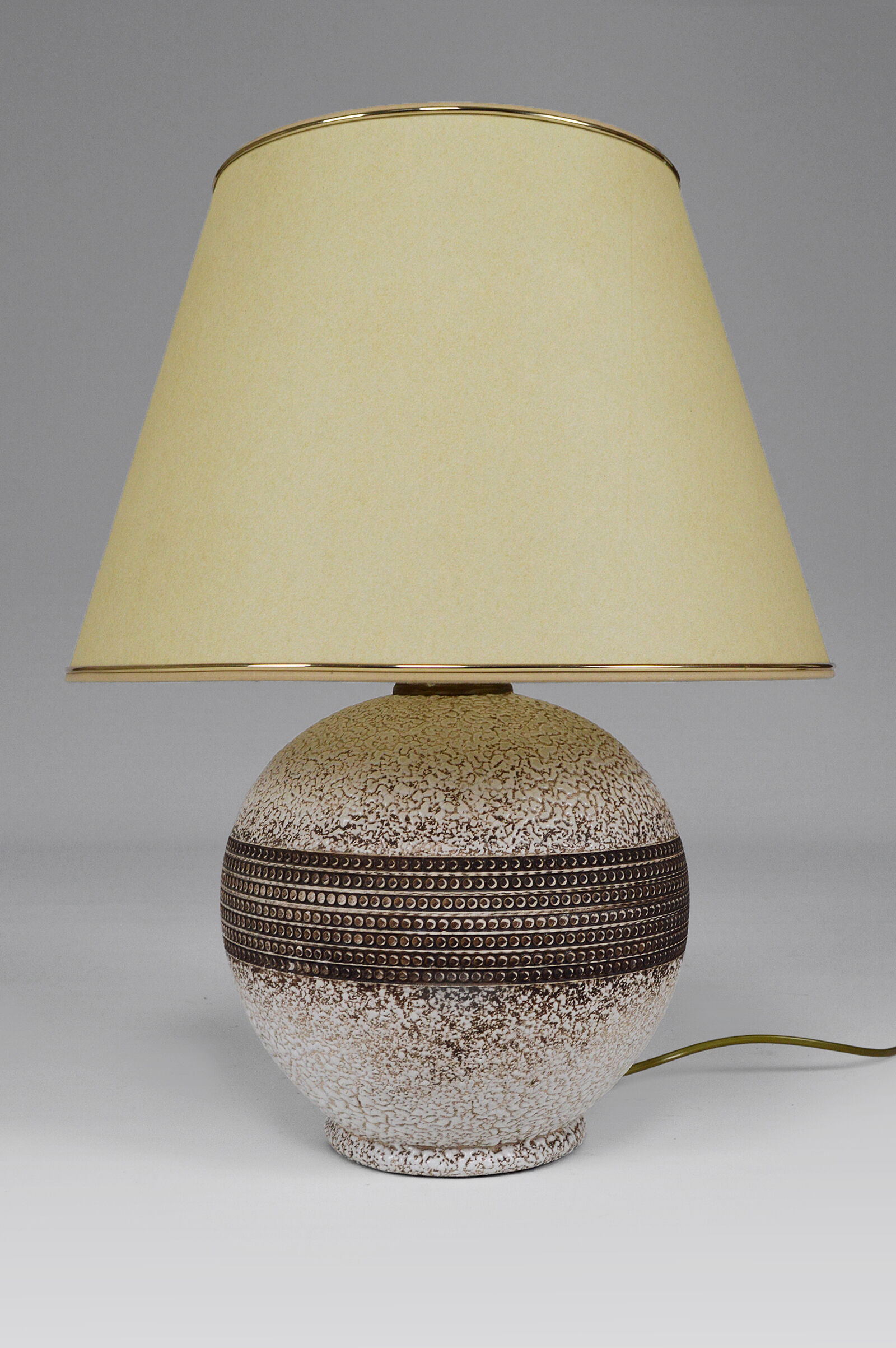 Round art deco ceramic lamp besnard style