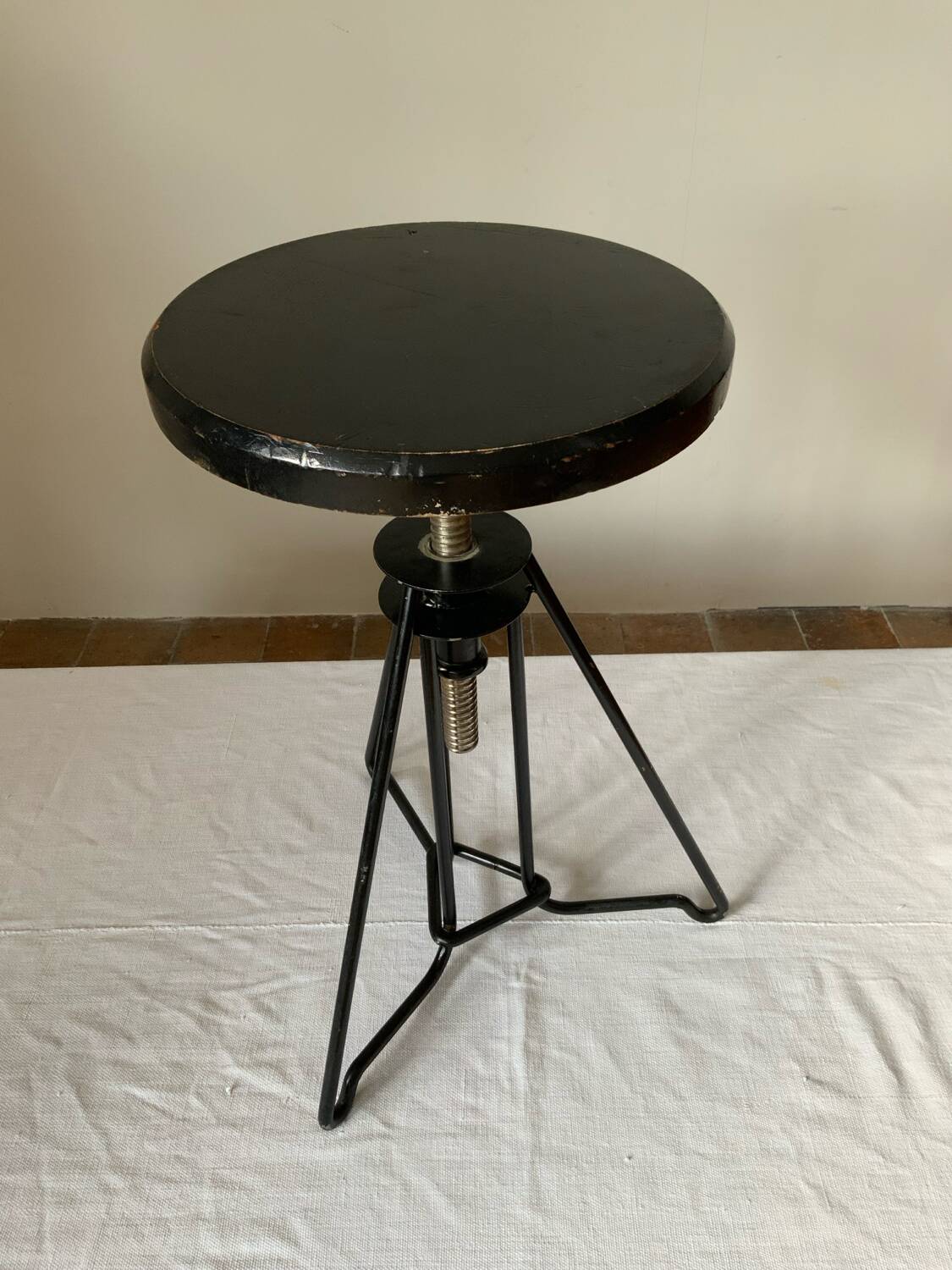 Adjustable stool