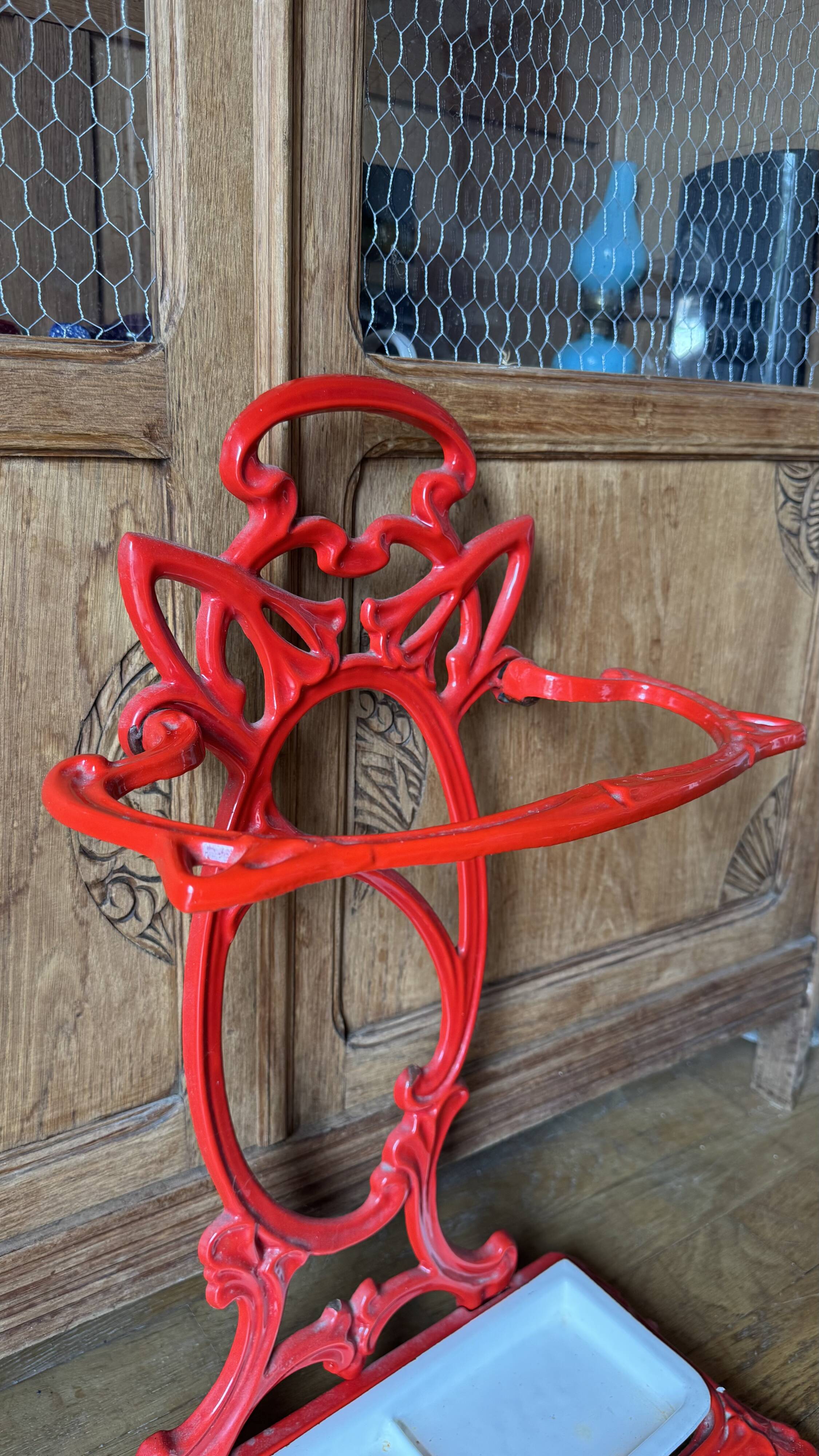 Porte parapluie en fonte art déco