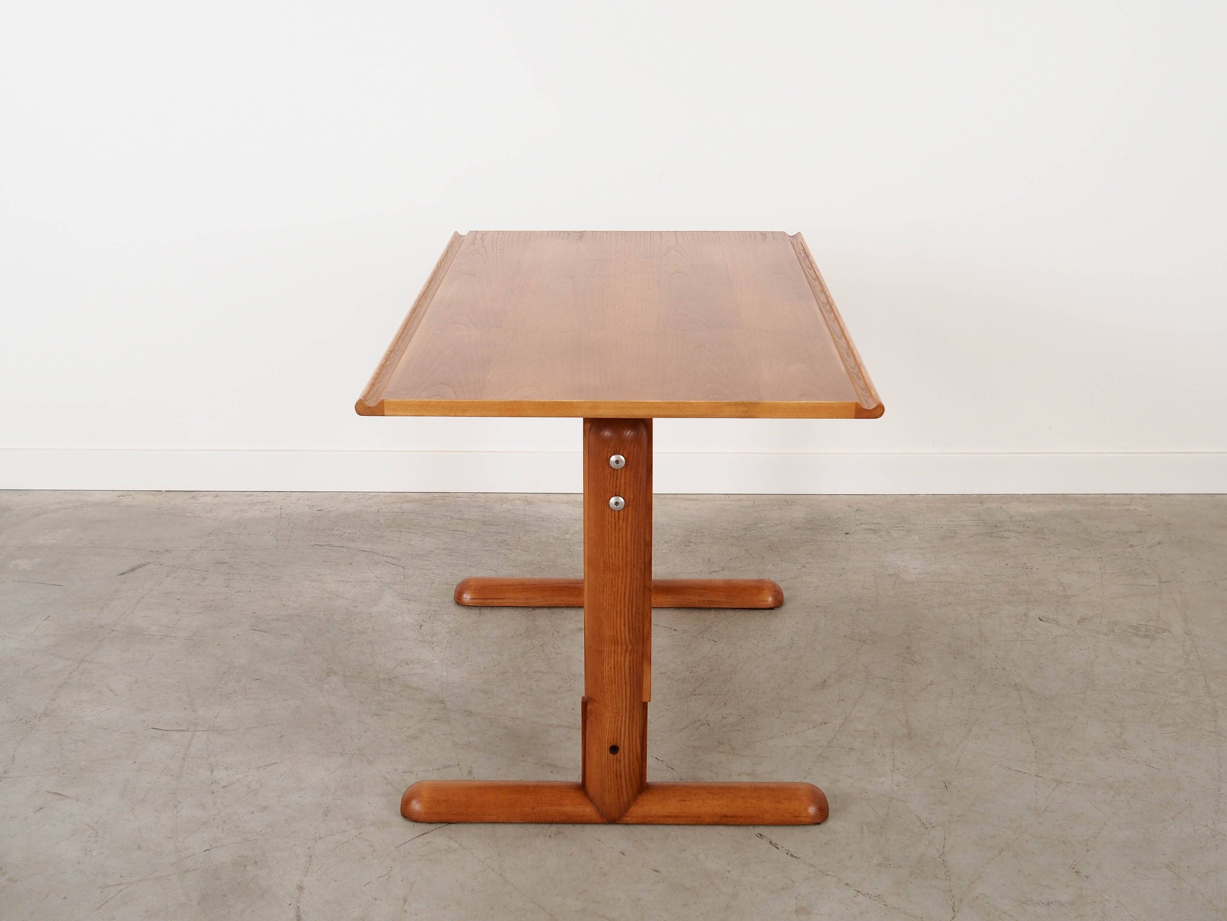 Desk with an adjustable top, Italian design, 1970s, made in Italy